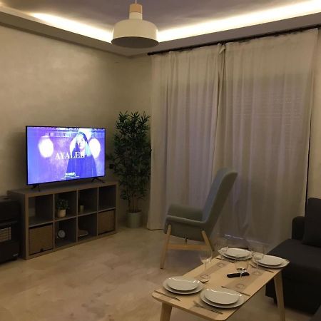 Superbe Appartement Uniquement Pour Les Familles Marrakesh Ngoại thất bức ảnh
