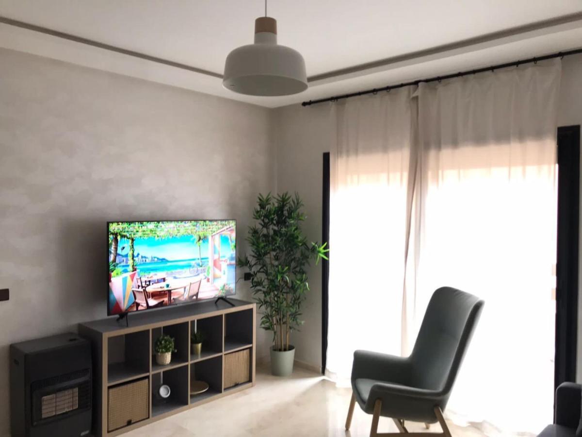 Superbe Appartement Uniquement Pour Les Familles Marrakesh Ngoại thất bức ảnh